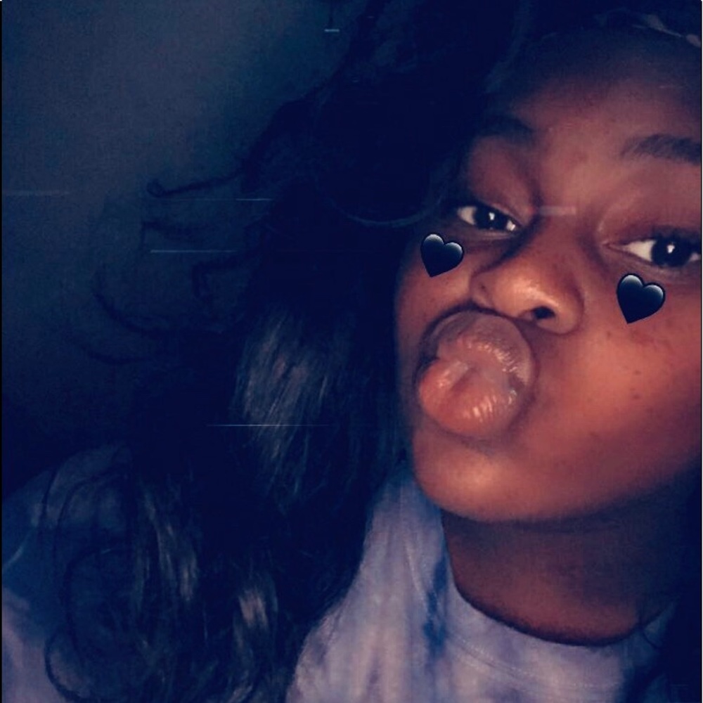 Meet your Posher, Damyah